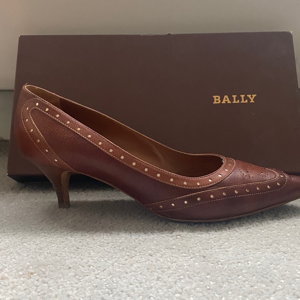 Bally Women's Chestnut calf-skin Leather Heels in size 9 (39.5 EU)
